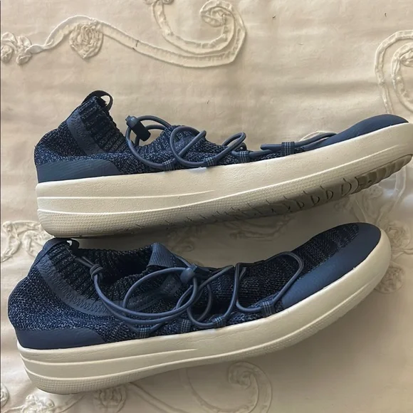 Fit Flop slip on Sneakers - Picture 3 of 5